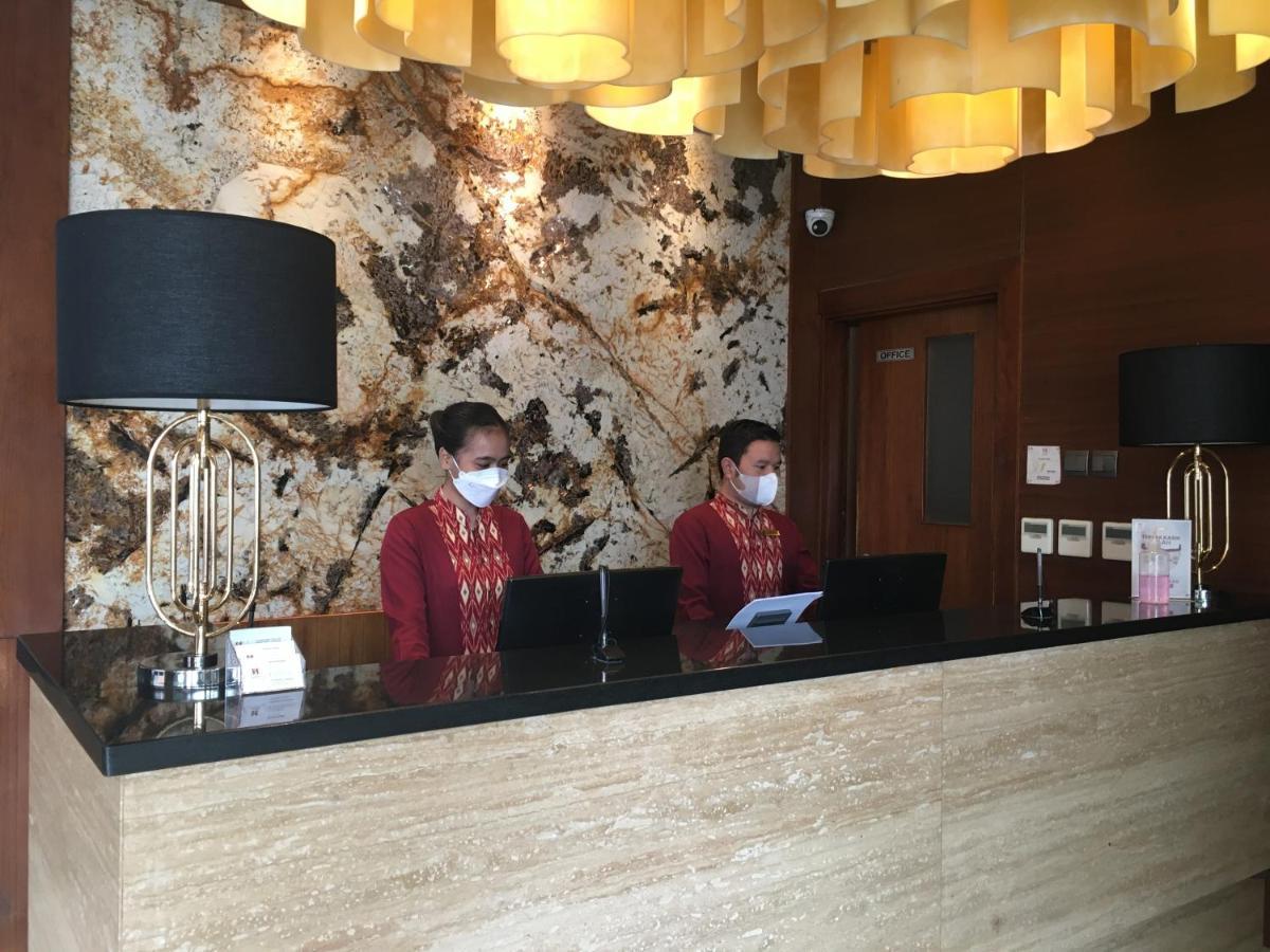 Sotis Residence Pejompongan Jakarta Buitenkant foto